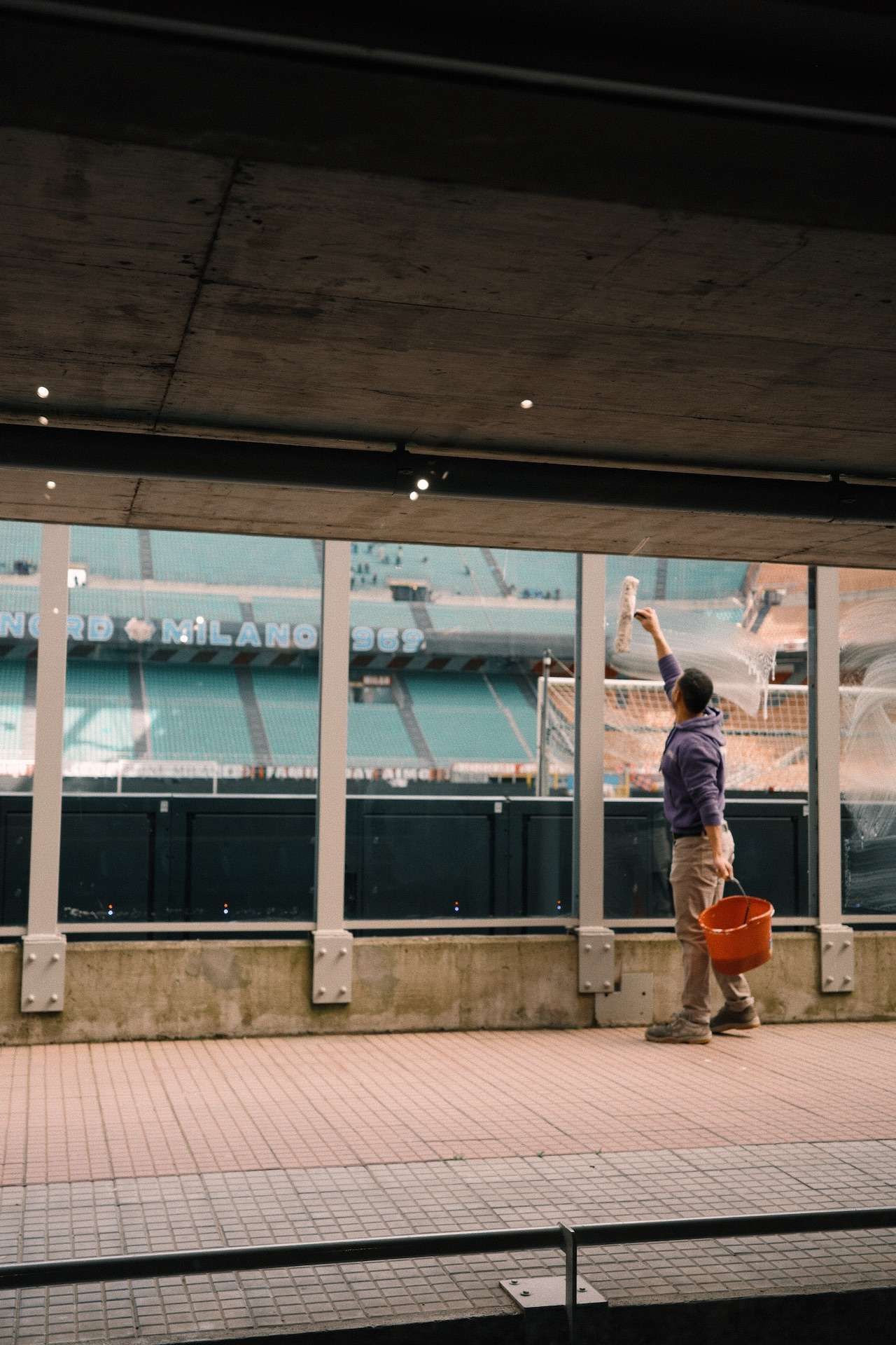 window-cleaner.jpg